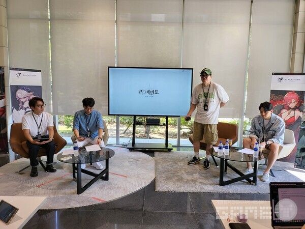 좌측부터 신지훈 사업팀장, 김도윤 대표, 허권 본부장, 이진수 AD다 / 게임와이 촬영