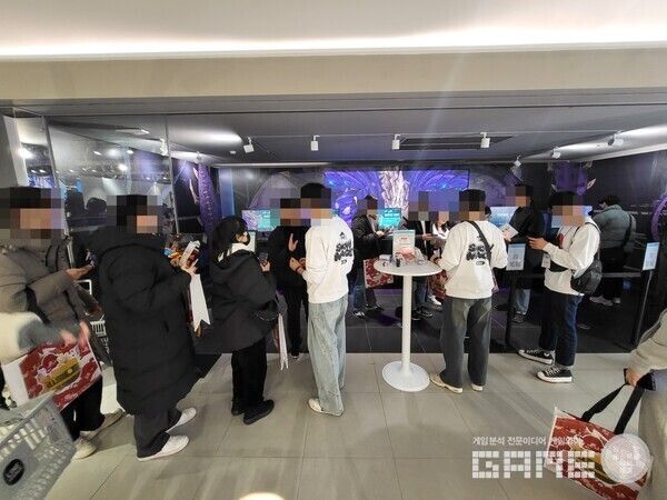 중천 던전을 기반으로 만든 미니게임에도 큰 대기열이 생겼다 / 게임와이 촬영