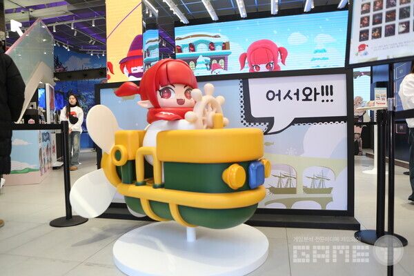 행사장 곳곳에서는 스노우메이지 관련 조형물이 전시되어 있다 / 게임와이 촬영