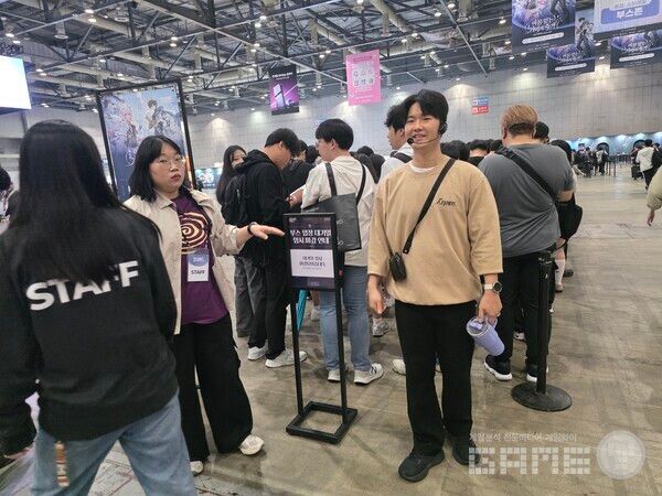 대기열 임시 마감됐습니다.&nbsp; 호요랜드 2025 /게임와이 촬영