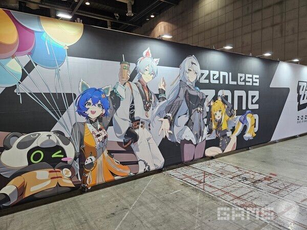 멀리서 봐도 젠레스 존 제로의 부스가 맞습니다 / 게임와이 촬영