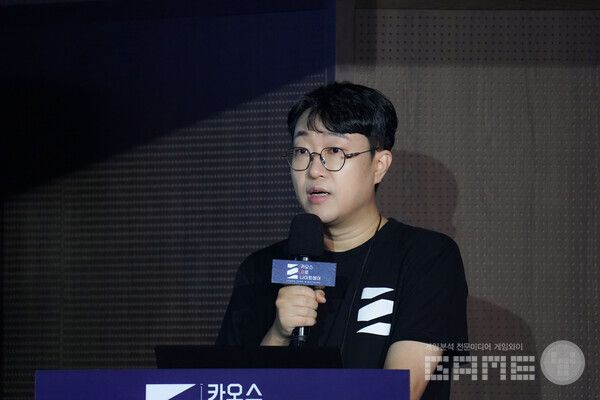 김형석 PD는 카제나의 특징으로 덱 빌딩 로그라이크 요소와 고퀄리티의 아트를 꼽았다 /스마일게이트