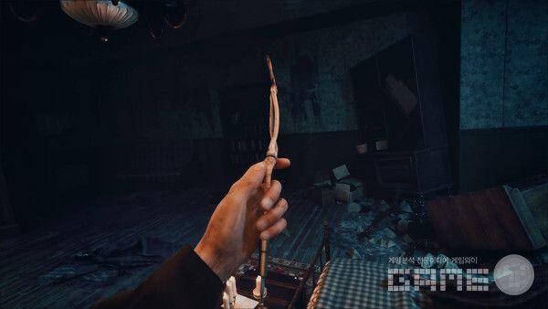 일반적인 전투를 제거함으로써, 플레이어들이 더 전략적이고 분위기 있는 방식으로 위험에 대처하도록 유도했다. 