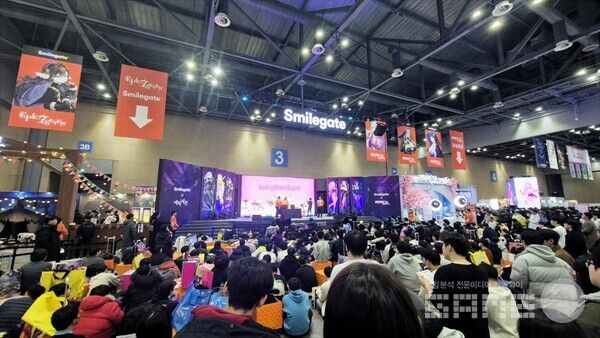 AGF 2025 스마일게이트관, 사흘간 1만 3,000여 명 몰리며 흥행