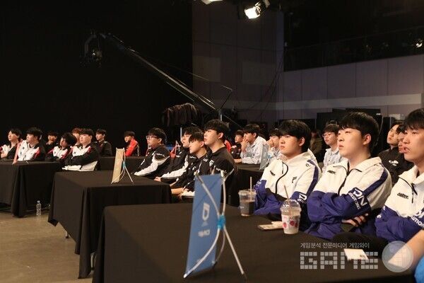 교육 현장 (선수단) / 넥슨