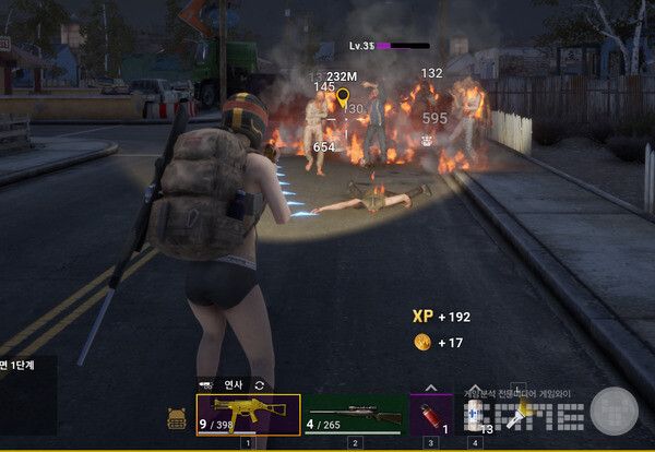 몹 몰이가 가능하다. 몰아서 폭탄을 터트린다. 이렇게 비슷한 레벨 대의 좀비를 사냥하면 레벨업에 도움이 된다.&nbsp;&nbsp;다키스트 데이즈 /게임와이 촬영