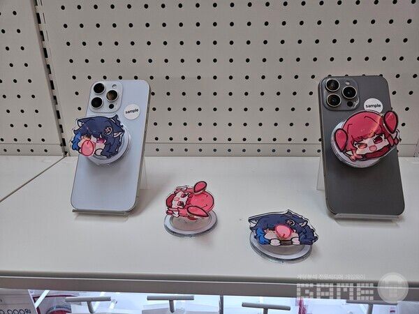 낡은창고 작가의 스마트 톡도 볼 수 있었다&nbsp;/ 게임와이 촬영