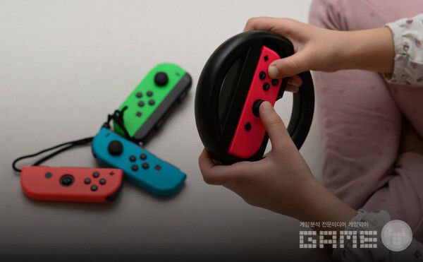 닌텐도 스위치 조이콘과 컨트롤러 /버추어스