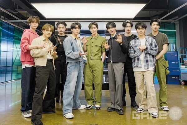 ‘포켓몬 카드 게임’ 브랜드 홍보모델로 ‘제로베이스원’ 선정 /포켓몬코리아