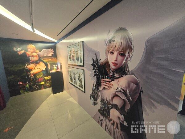 로스트아크 미디어아트 전시회 '빛의 여정' 현장 / 게임와이 촬영