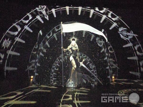 로스트아크 미디어아트 전시회 '빛의 여정' 현장 / 게임와이 촬영