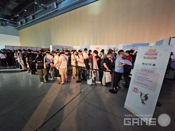 액티비티 존의 경우 미니게임마다 대기열이 많은 편이었다&nbsp;/ 게임와이 촬영