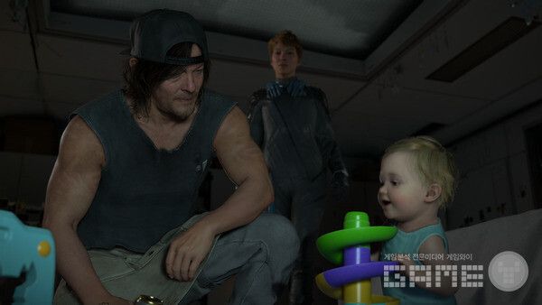 화목한 가정처럼 보이는....