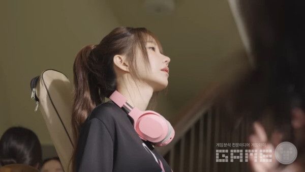 모배XQWER /크래프톤