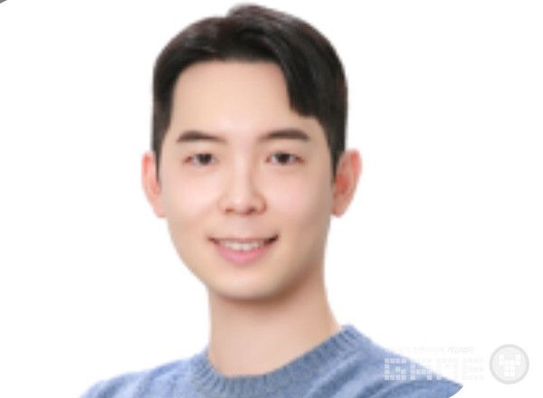 넥슨게임즈의 김경환 테크니컬 아티스트는 '듀랑고 IP 프로젝트 DX의 성공적인 PCG 활용 사례에 대해 얘기한다.&nbsp;