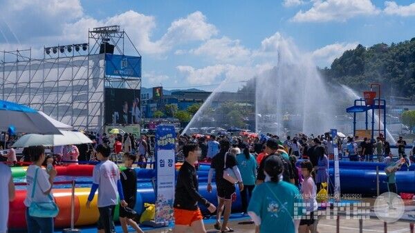 Pokemon GO와 장흥 물축제가 함께하는 피카츄의 사계여행 청량한 여름파티 /나이언틱