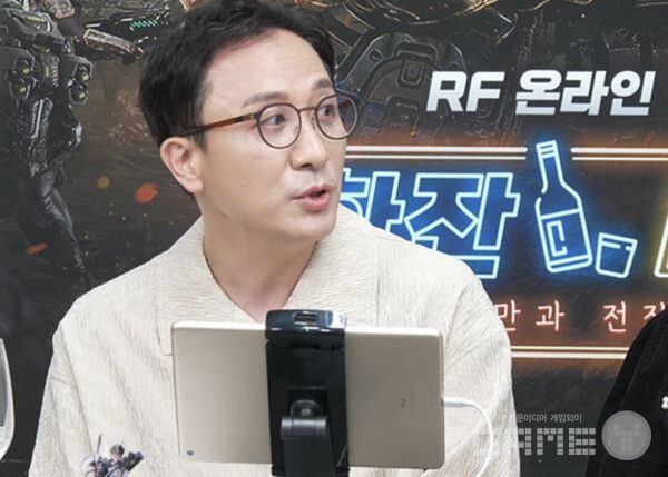 RF온라인 넥스트 ‘외행성 점령전: 알베른 워존’ 진행 방식과 기획 의도를 설명하고 있는 홍광민 PD /넷마블