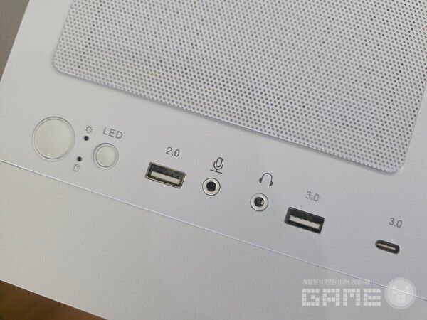 한미마이크로닉스 WIZMAX 우퍼 딥톤 케이스 /게임와이 촬영