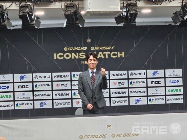 양 팀 주장의 인터뷰가 끝난 후 박정무 사업부사장이 인터뷰 자리에 올랐다 / 게임와이 촬영