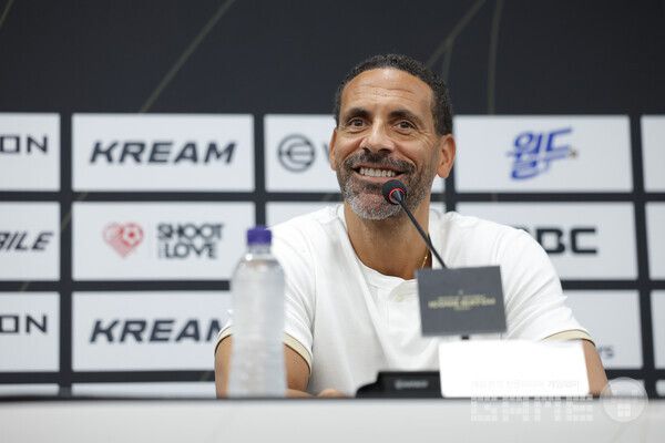 시대를 풍미했던 선수들이 경기를 하는만큼, 경기에서 영감과 긍정적인 영향을 받을 수 있다고 말한 퍼디난드 선수 / 넥슨 제공