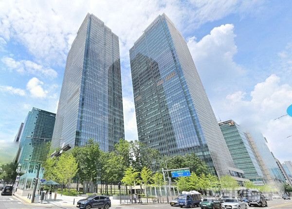 크래프톤 역삼동 센터필드 전경