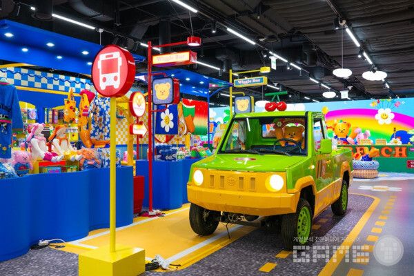 위글위글 타운 명동점에서는 아스트로봇 체험존이 운영된다. 