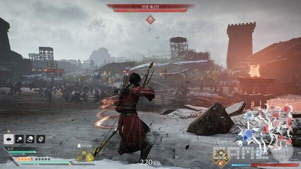 화살로 원거리 공격