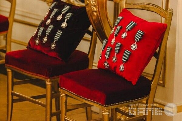 기사 작위 훈장 / 링크드인