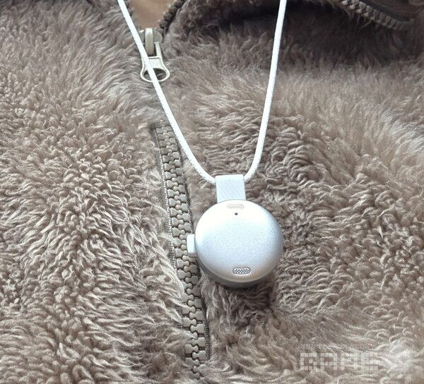 목걸이처럼 걸어도 된다.&nbsp;