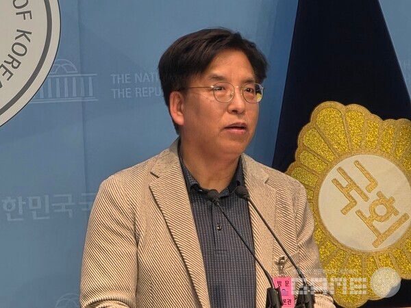 미국 법원은 이를 금지했지만, 이 명령은 국내에 적용되지 않는다
