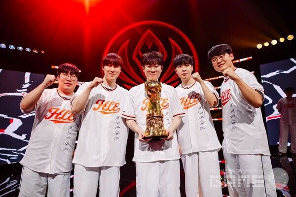 제우스, 제카, 구마유시 선수는 MSI 2026 우승으로 인해 더욱 빛나는 커리어를 가지게 됐다 / 라이엇게임즈 제공