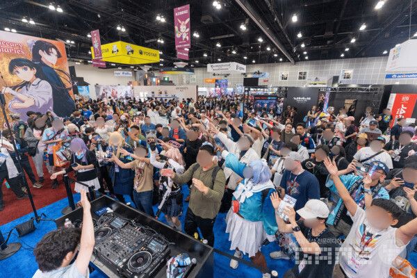 ‘블루 아카이브’ DJ 공연