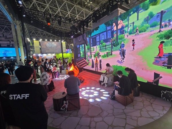 티르코네일을 재현한 '마비노기 모바일' 체험 공간 /게임와이