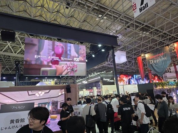 '파레이돌리아' 부스 타소가레관 가위바위보 체험 코너 /게임와이