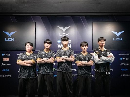 ▲ 젠지e스포츠 선수단. 사진=LCK