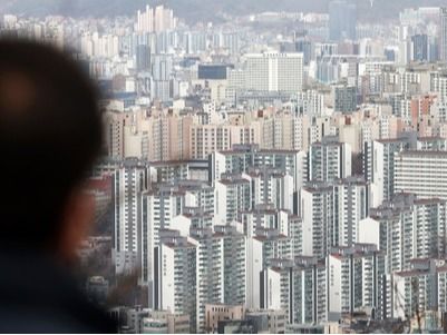 ▲ 서울 중구 남산에서 바라본 아파트 모습. 사진=뉴시스