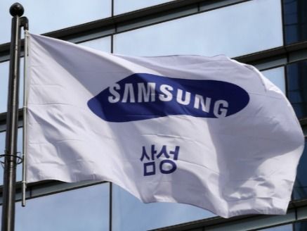 ▲ 삼성전자 서초사옥에 삼성전자 깃발이 펄럭이고 있다. 사진=뉴시스