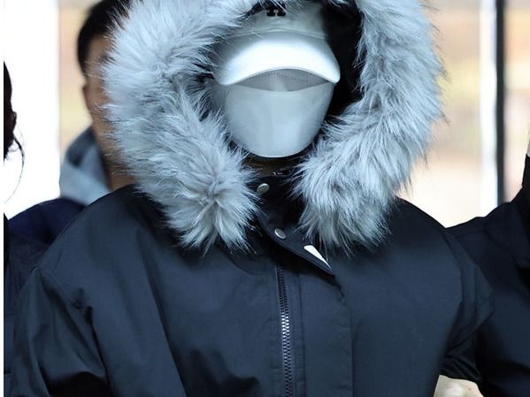 ▲ 지난 2월 5일 안예송씨가 서울 서초구 서울중앙지법에서 열린 특정범죄 가중처벌 등에 관한 법률 위반(위험운전치사) 혐의에 대한 구속 전 피의자 심문(영장실질심사)에 출석하고 있는 모습. 사진=뉴시스