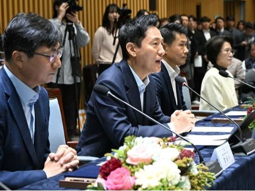 ▲ 오세훈 서울시장이 2일 열린 '외로움 없는 서울을 위한 업무 협약식'에서 인사말을 하고 있다. 사진=서울시청