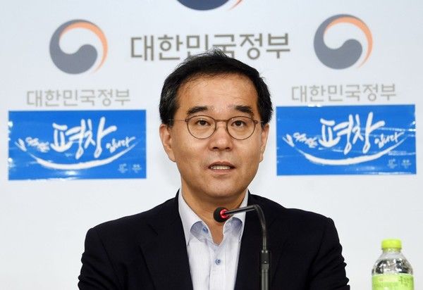 ▲ 이찬우 NH농협금융지주 차기 회장 후보자. 사진=뉴시스