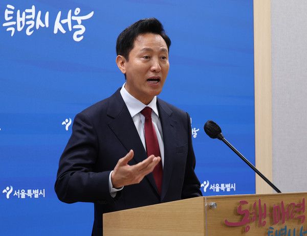 ▲ 오세훈 서울시장이 3일 서울 중구 서울시청 브리핑실에서 명태균 여론조작 사기사건 관련 기자간담회를 하고 있다. 사진=뉴시스