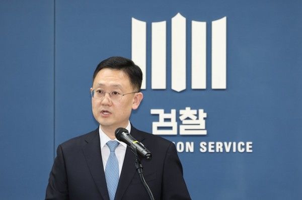 ▲ 박세현 비상계엄 특별수사본부장이 8일 오후 서울 서초구 서울고등검찰청 기자실에서 수사 관련 브리핑을 하고 있다. 사진=뉴시스