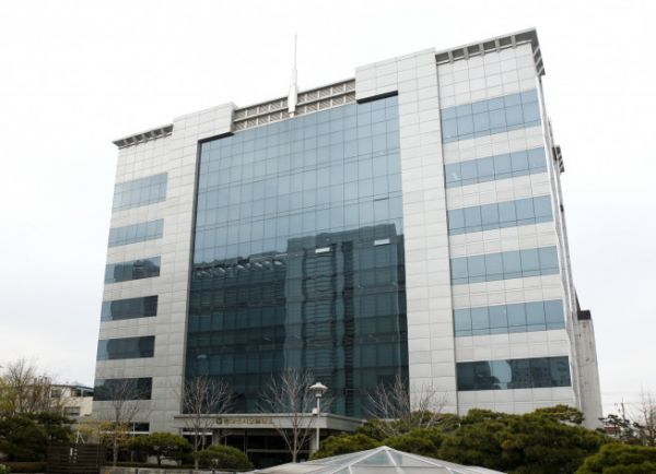 ▲ 동아쏘시오홀딩스 본사 전경. 사진=동아쏘시오홀딩스