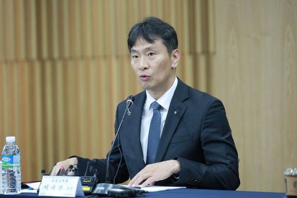 ▲ 이복현 금융감독원장이 30일 서울 광화문 생명보험교육문화센터에서 진행된 '보험사 CEO 간담회'에 참석했다. 사진=금융감독원