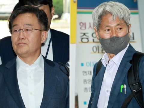 ▲ 대장동 사건과 관련해 '허위 인터뷰 의혹'을 받는 화천대유자산관리 대주주 김만배(왼쪽) 씨와 전 언론노조위원장 신학림 씨가 20일 오전 서울 서초구 서울중앙지법에서 열린 구속전 피의자 심문(영장실질심사)을 받기 위해 법정으로 들어가고 있다. 사진=뉴시스