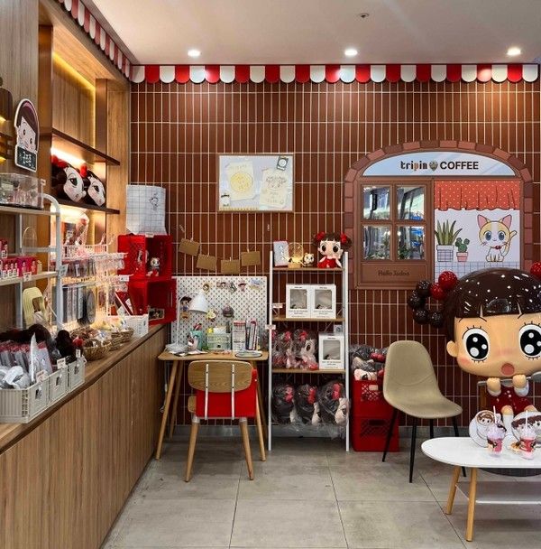 ▲ 코레일유통 카페 트리핀 안녕 자두야 테마카페 모습. 사진=코레일유통