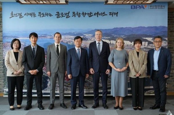 ▲ 주한 네덜란드 대사 일행이 부산항만공사 본사를 방문했다. 사진=BPA