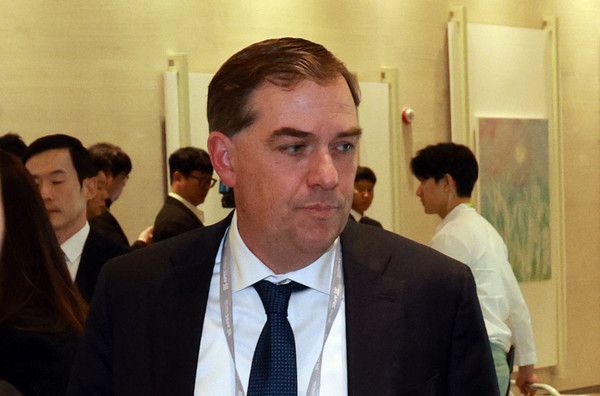 ▲ 맷 가먼 아마존웹서비스(AWS) 최고경영자(CEO)가 지난 10월 29일 경북 경주예술의전당에서 열린 한미 비즈니스 라운드 테이블 행사에 참석하고 있다. 사진=뉴시스