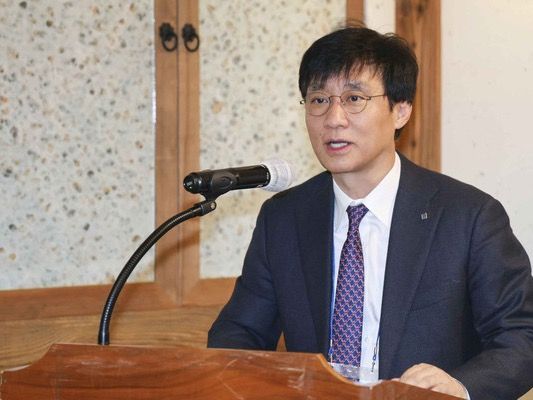 ▲ 김철주 생명보험협회 회장이 12일 기자간담회에서 발언하고 있다. 사진=생명보험협회