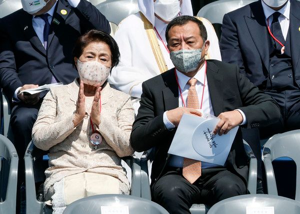 ▲ 전두환 전 대통령 부인 이순자 여사와 아들 전재국 씨가 10일 제20대 대통령 취임식에 참석해 있다. 사진=뉴시스